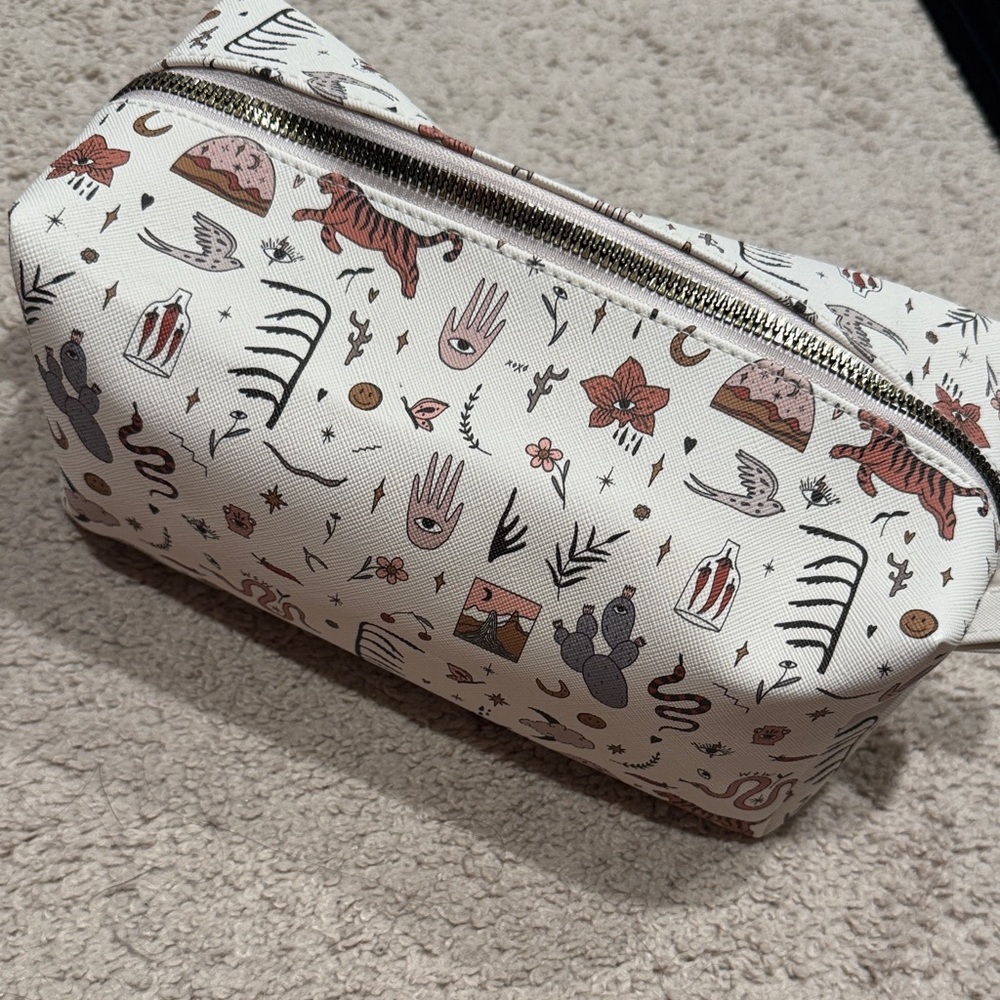 White Patterned Cosmetic Bag
